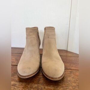 Beautiful Franco Sarto Booties Size 9